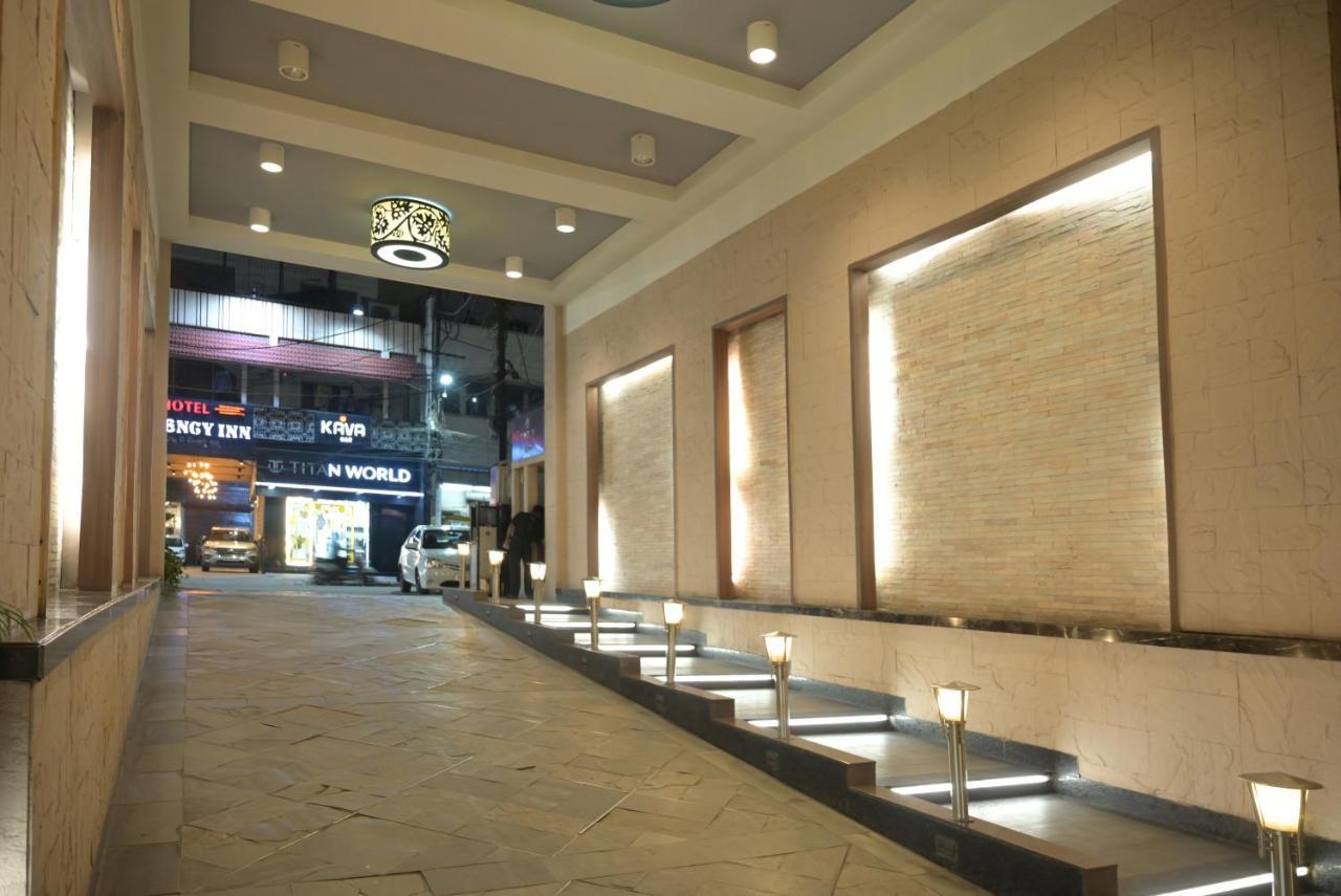 The Central Park Rourkela Экстерьер фото