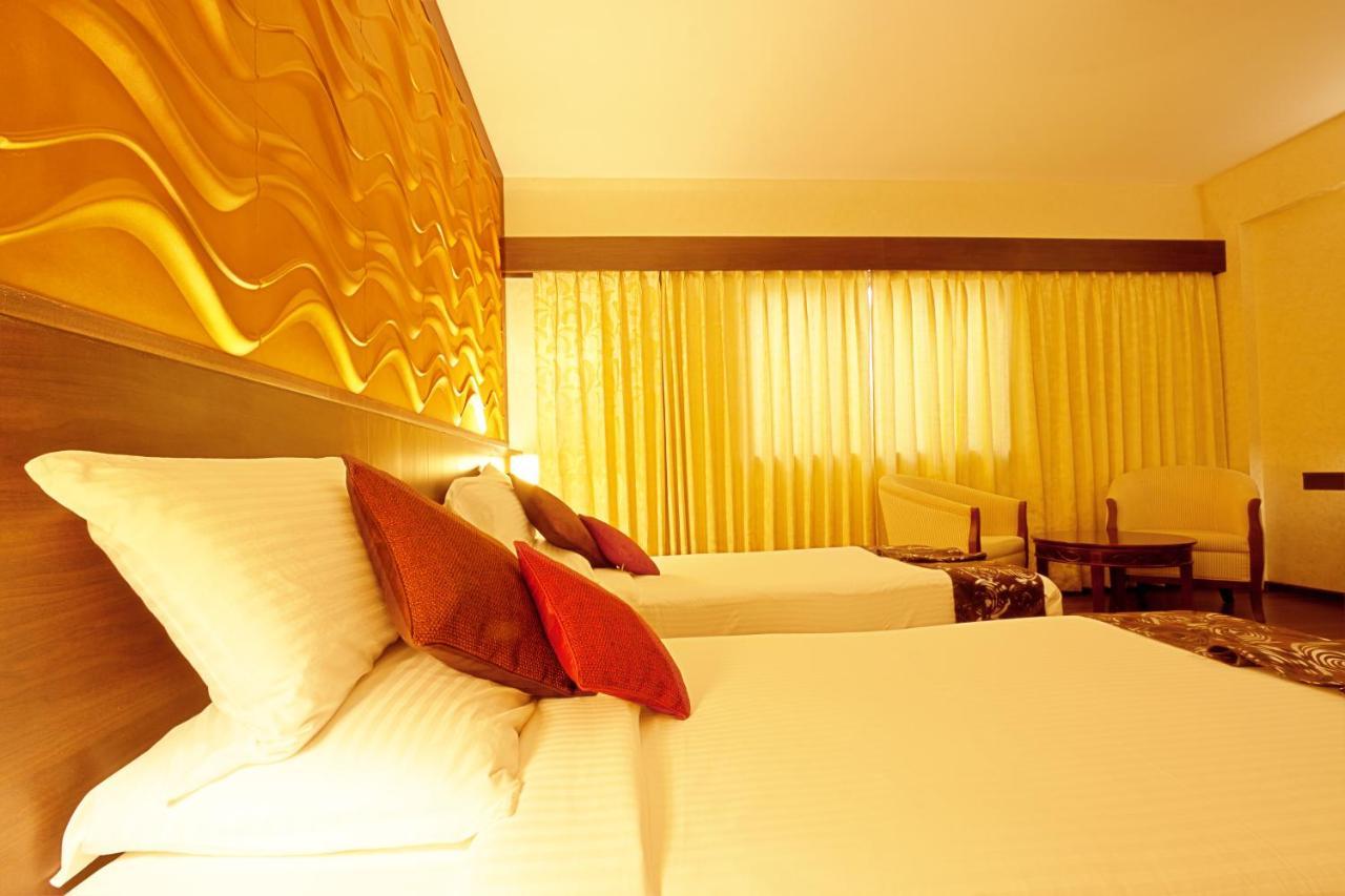 The Central Park Rourkela Экстерьер фото