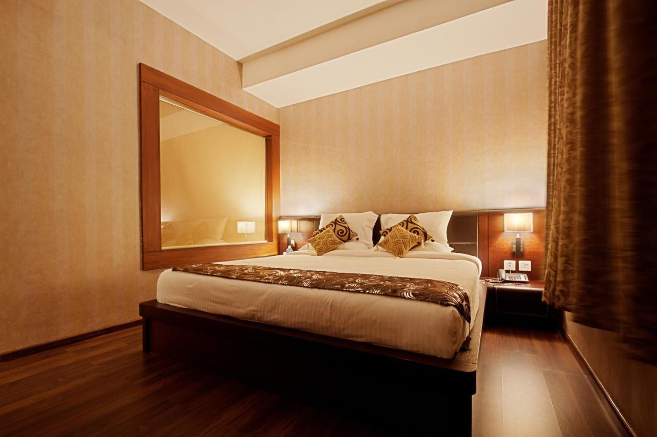 The Central Park Rourkela Экстерьер фото